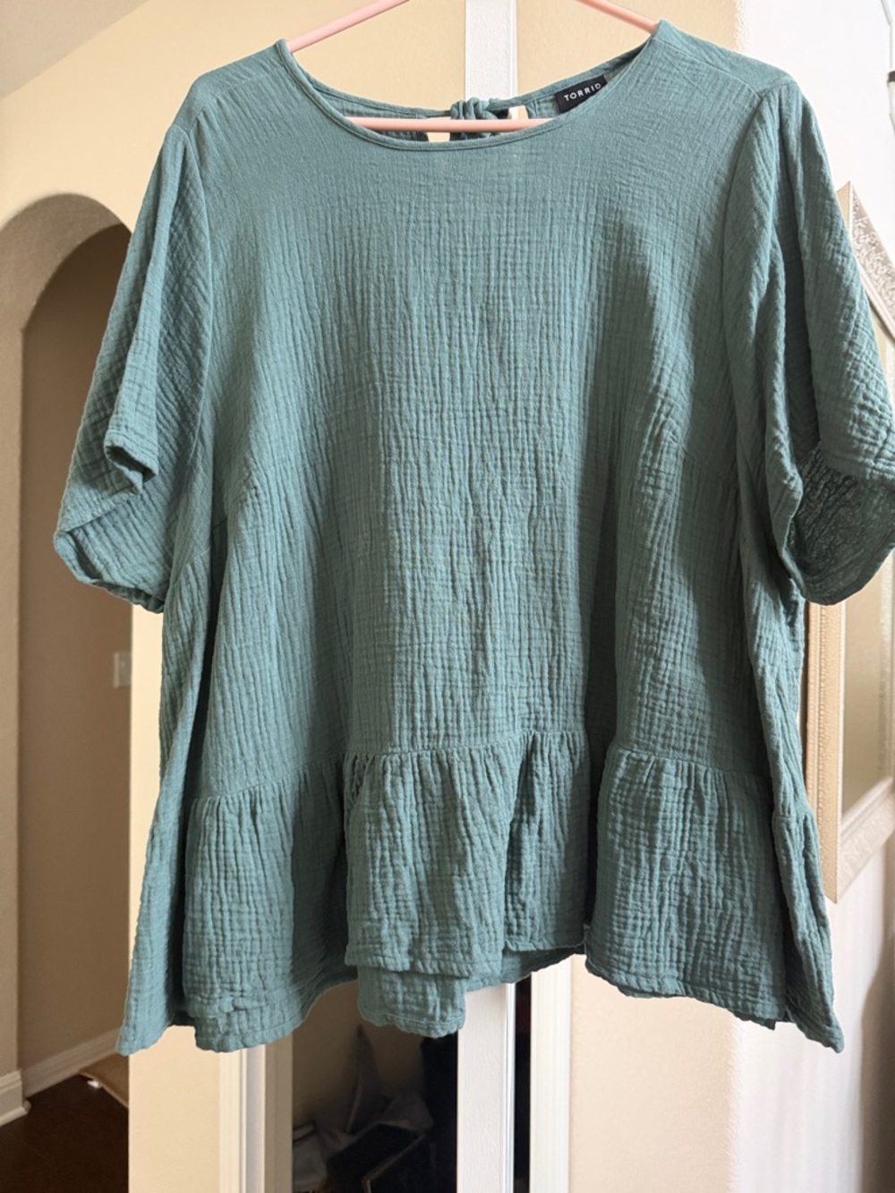torrid Sage Green Cotton Gauze Peplum Tunic